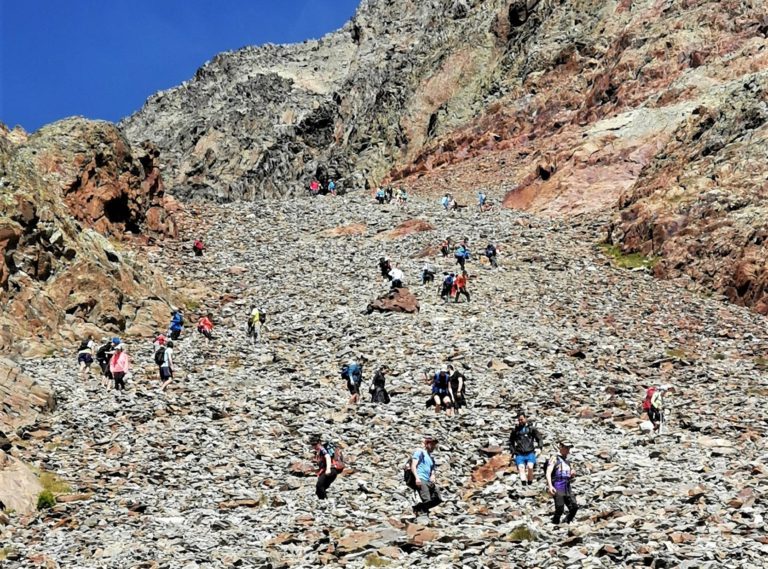 FEEC masificación montaña