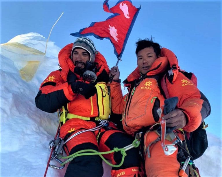 Guardia Real de Bahrein Manaslu