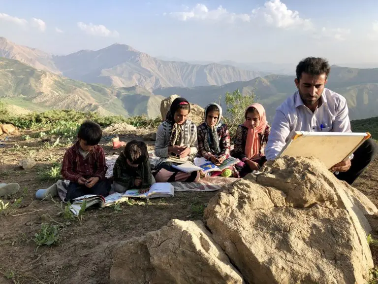 Irán: teaching among the Nomads‘ Festival Cine Torelló