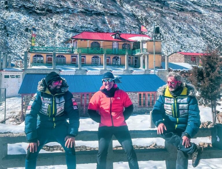 Alkex Txikon, Simone Moro Iñaki Álvarez. Samagaon Manaslu