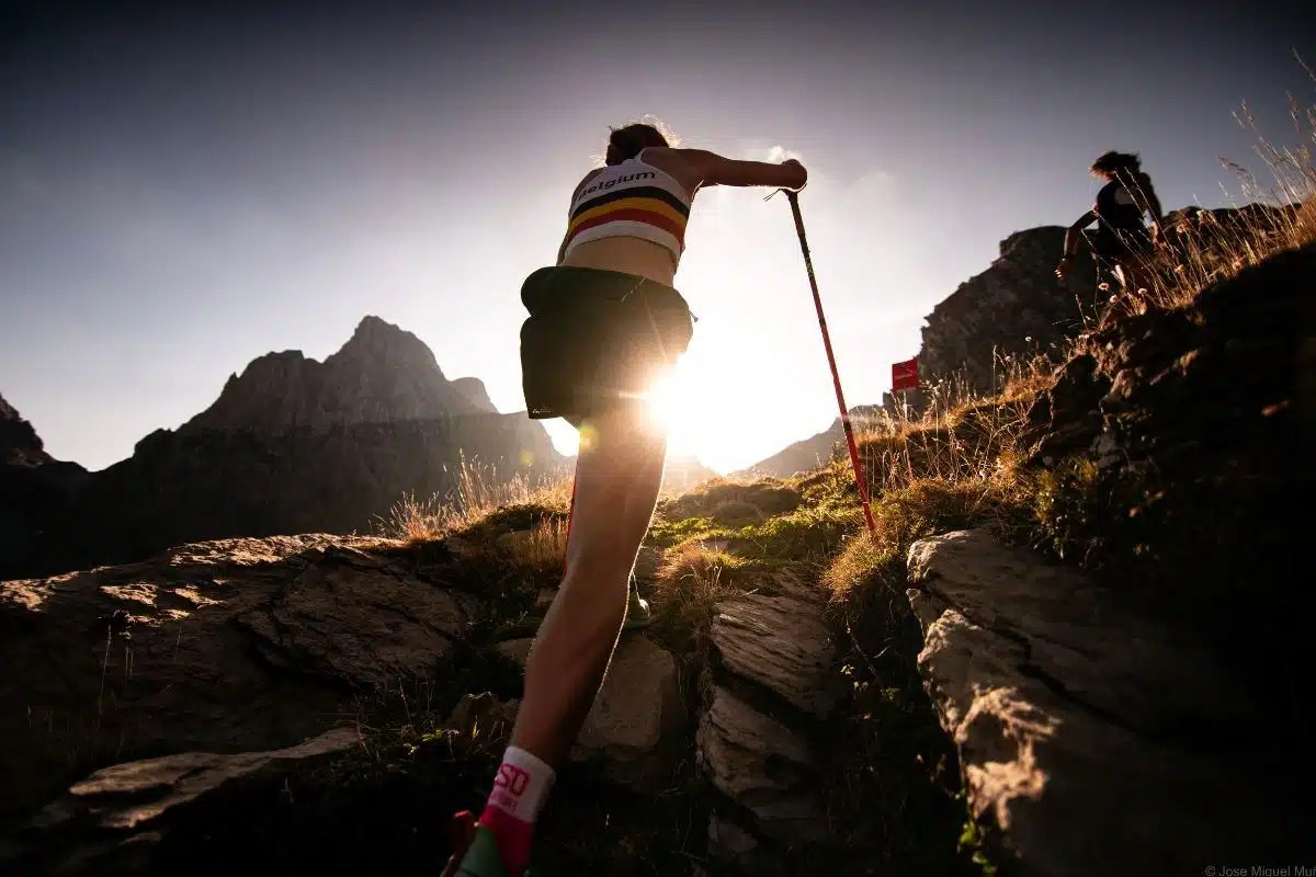 CanfrancCanfranc: Esta icónica prueba de trail running en el Pirineo aragonés sigue atrayendo a la élite mundial, consolidándose como una cita imprescindible en el calendario de carreras de montaña.