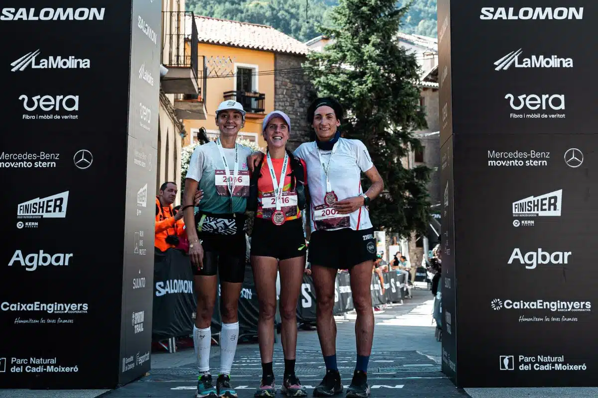 Podio femenino de la Marató Pirineu 42K