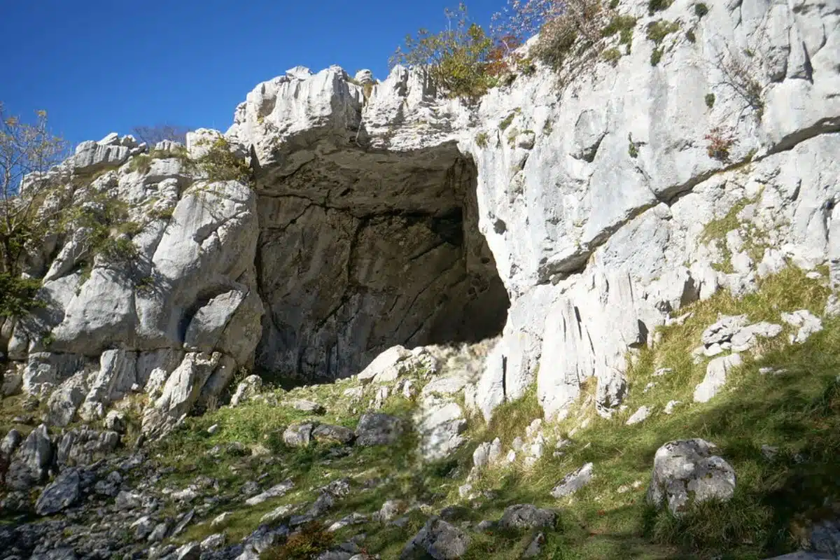 Cueva de Supelegor